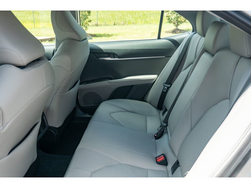 Used 2023 Toyota Camry XLE FWD image 14