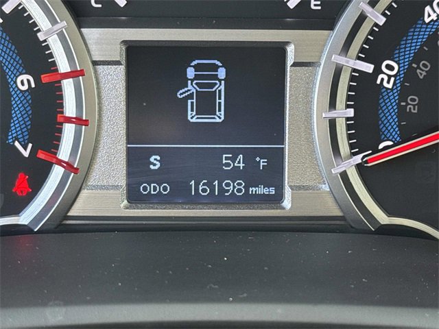 Used 2018 Toyota 4Runner TRD Off-Road image 27