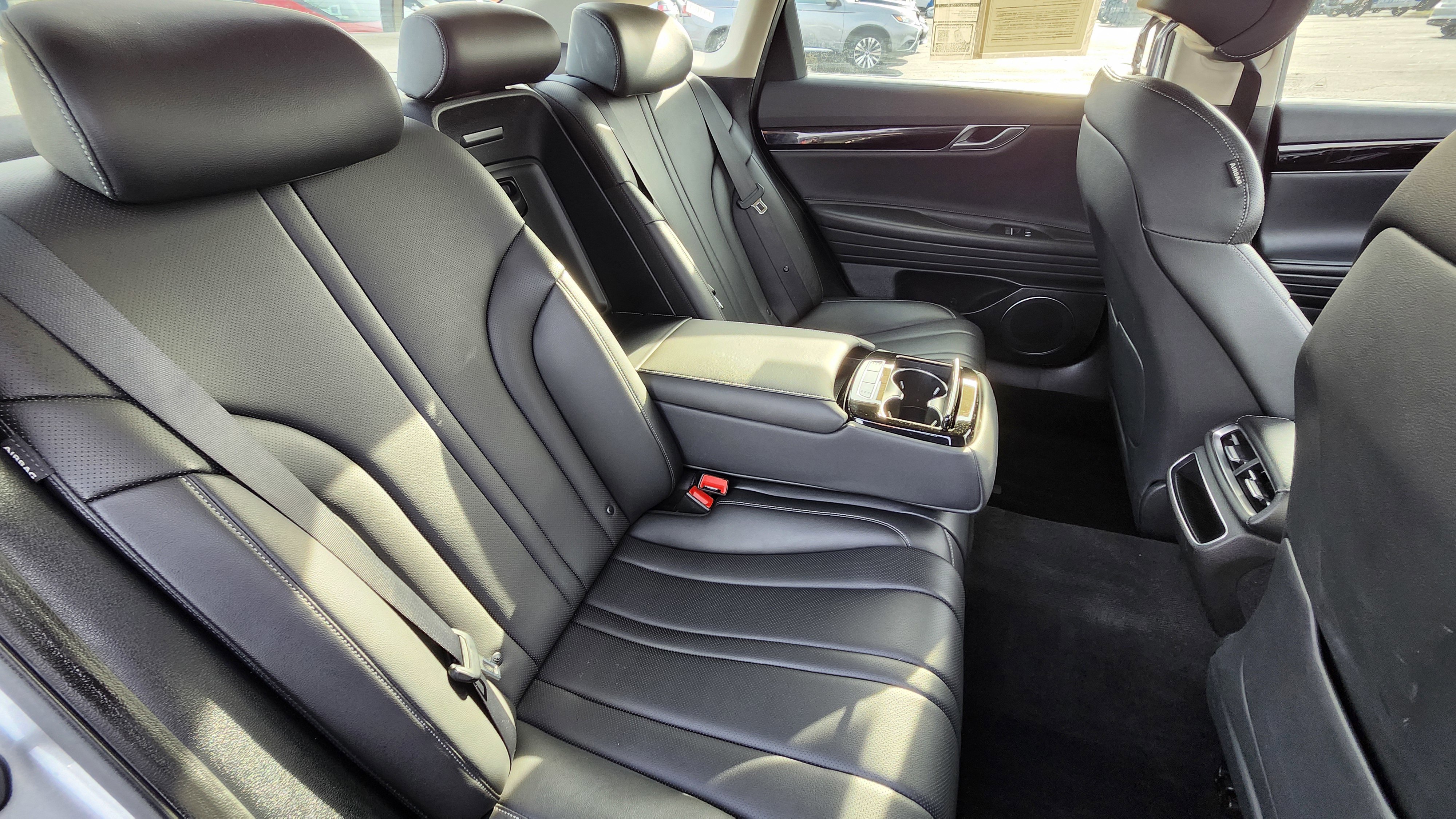 Used 2023 Genesis G80 2.5T image 22