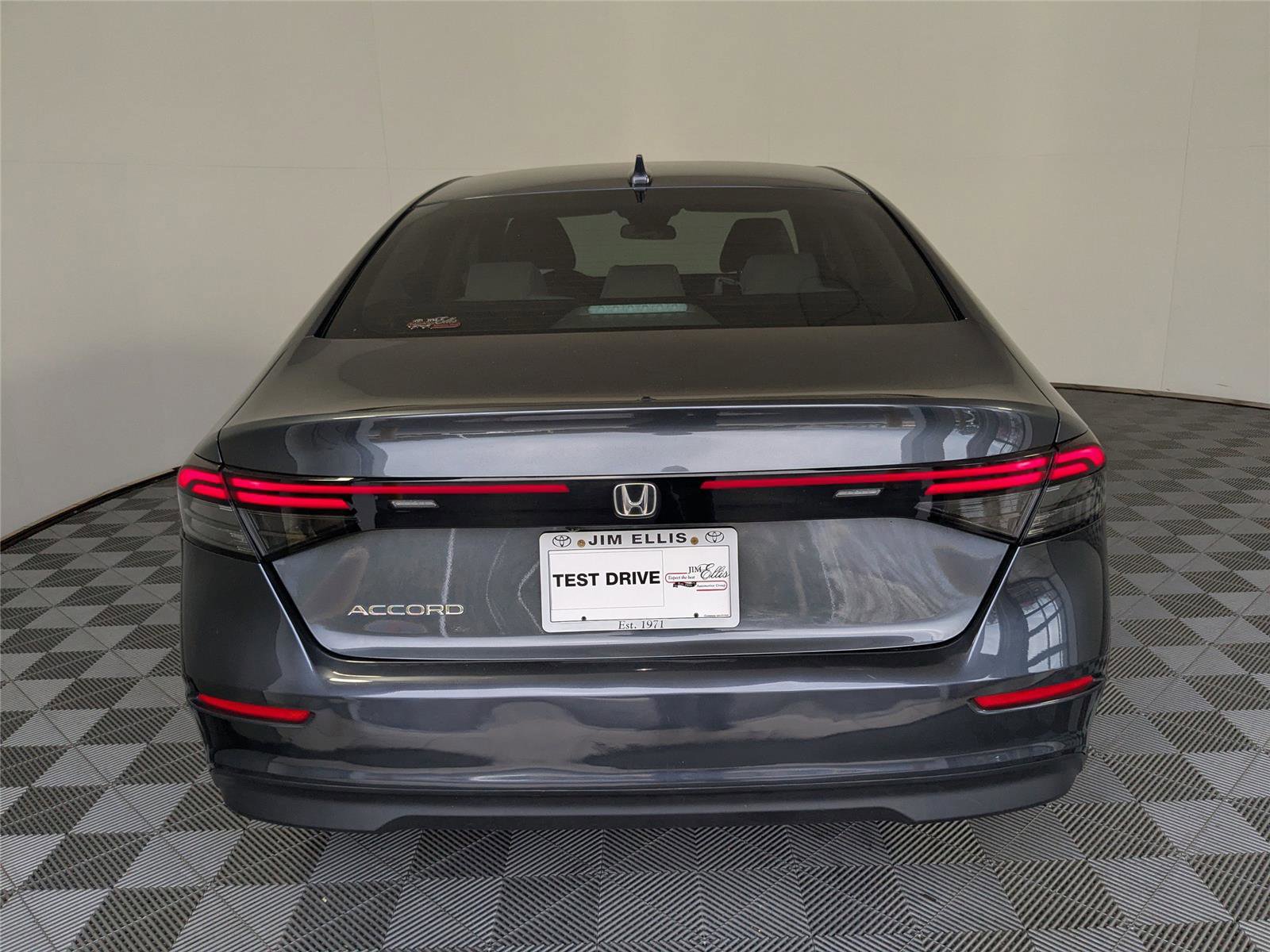 Used 2024 Honda Accord EX image 6