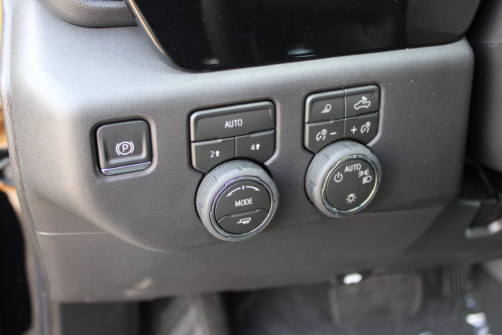New 2026 Chevrolet Silverado 1500 LT w/ Safety Package AWD/4WD image 18