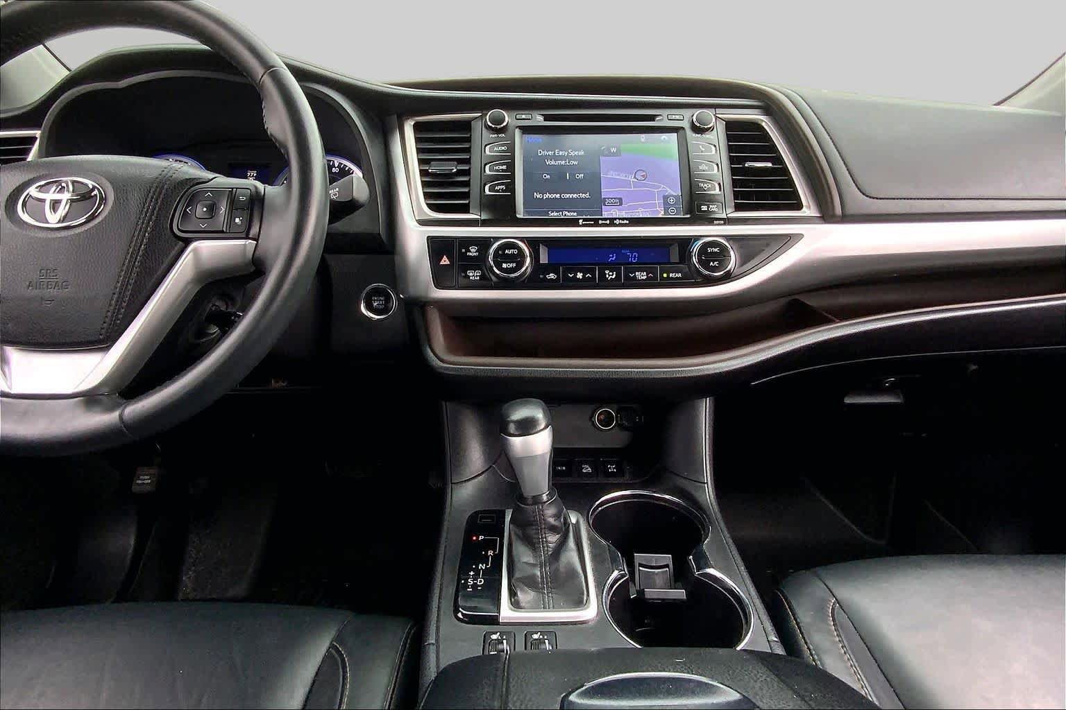 Used 2016 Toyota Highlander XLE AWD/4WD image 15