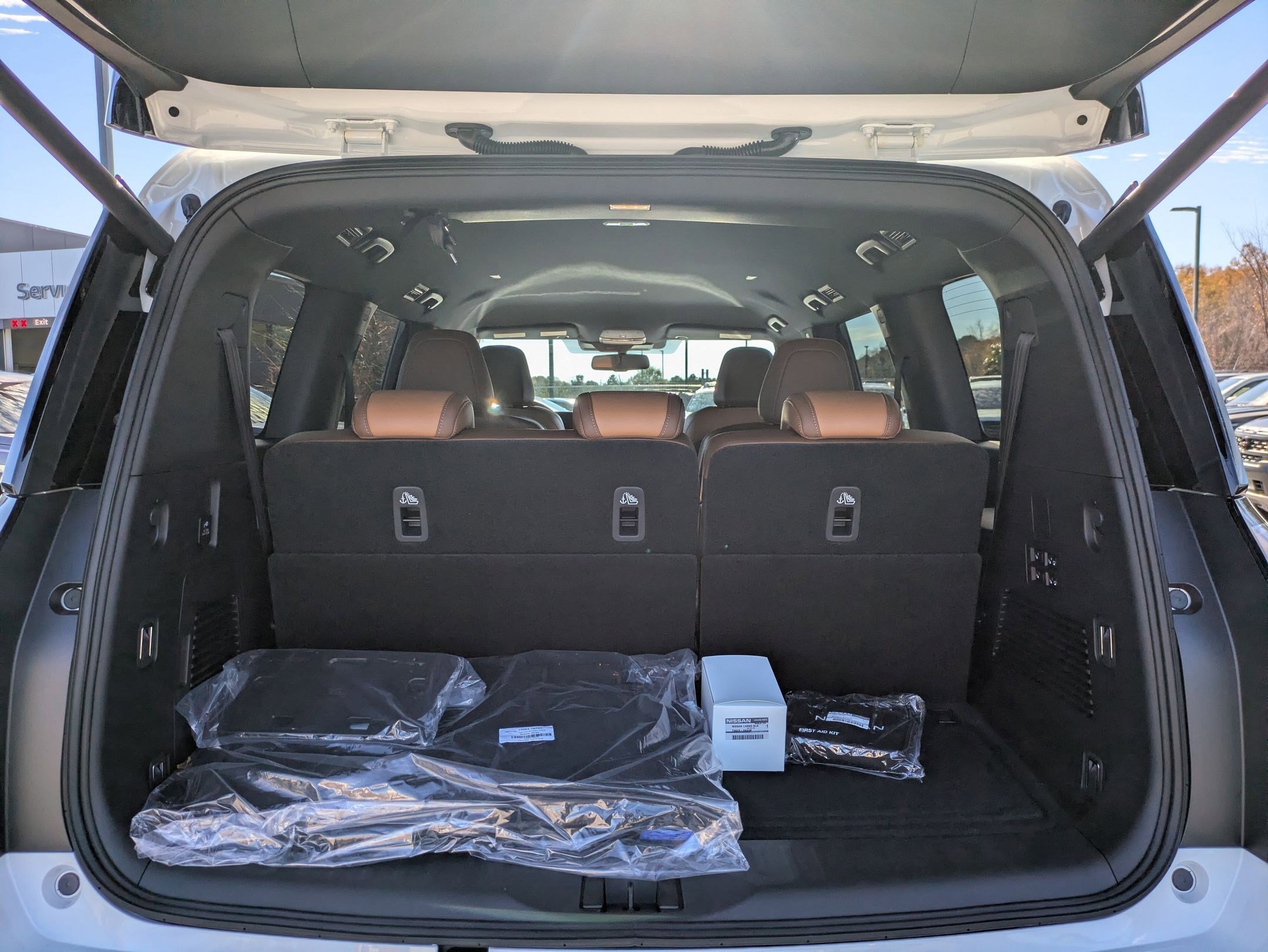 New 2026 Nissan Armada SL w/ Captain's Chari Seat Package RWD image 28