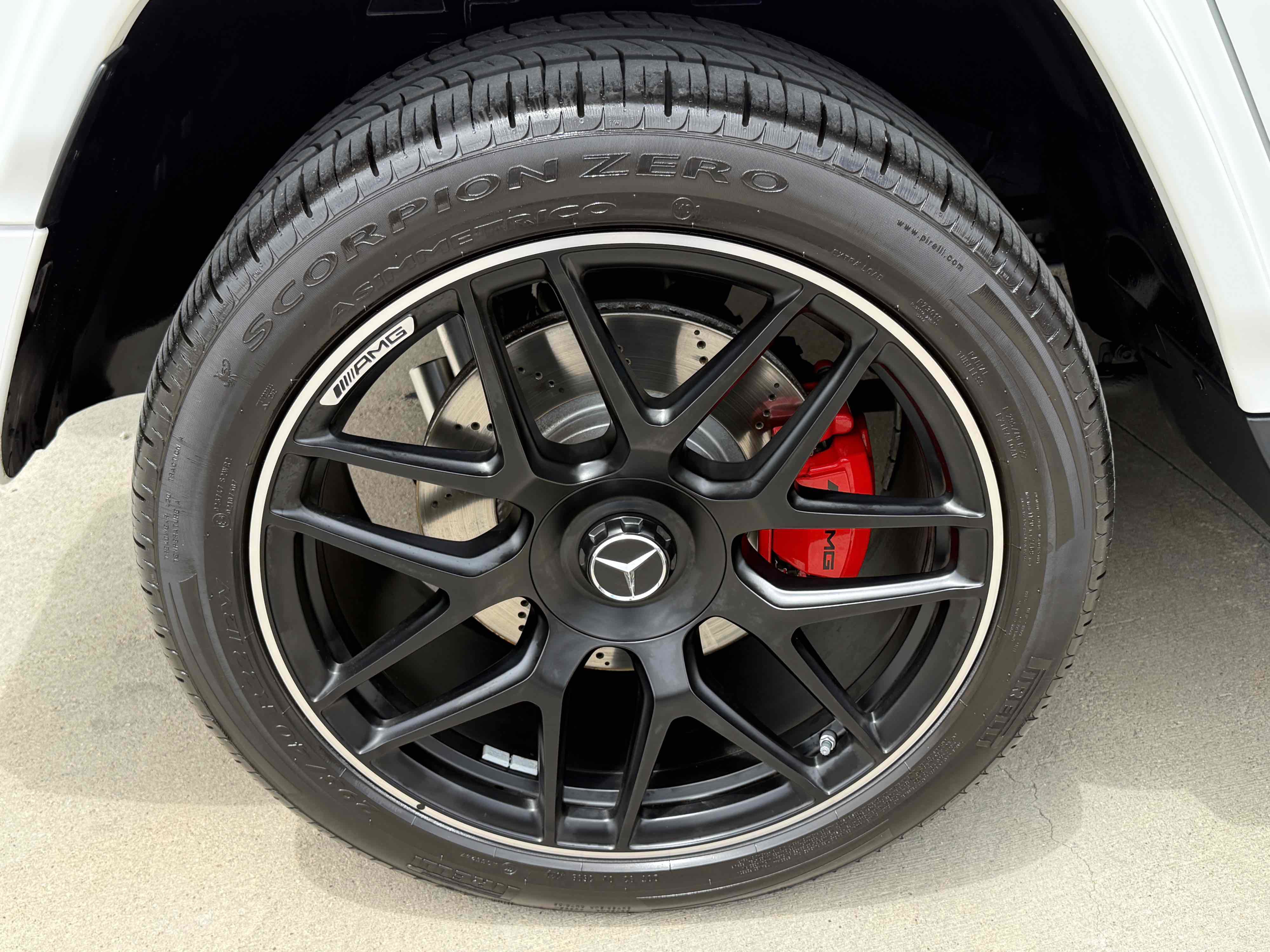 Used 2024 Mercedes-Benz G 63 AMG 4MATIC image 23