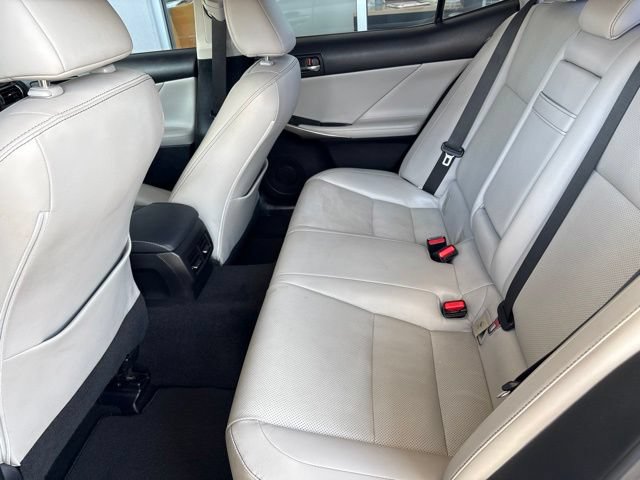 Used 2016 Lexus IS 300 AWD w/ Premium Package image 28