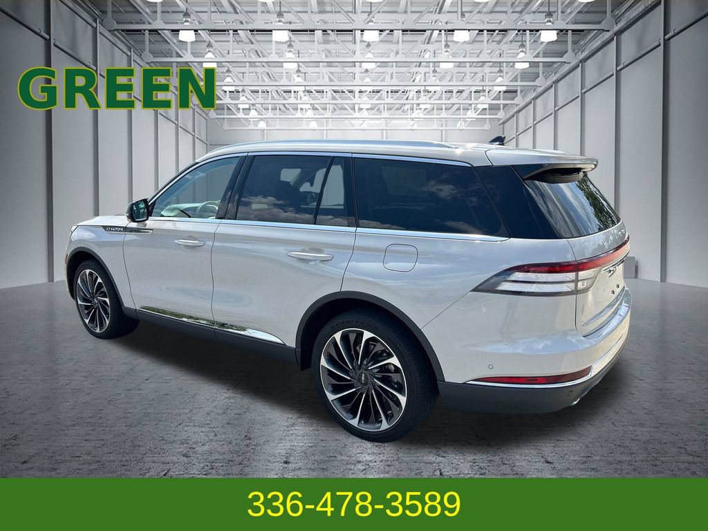 Certified 2023 Lincoln Aviator Reserve w/ Equipment Group 201A AWD/4WD image 3