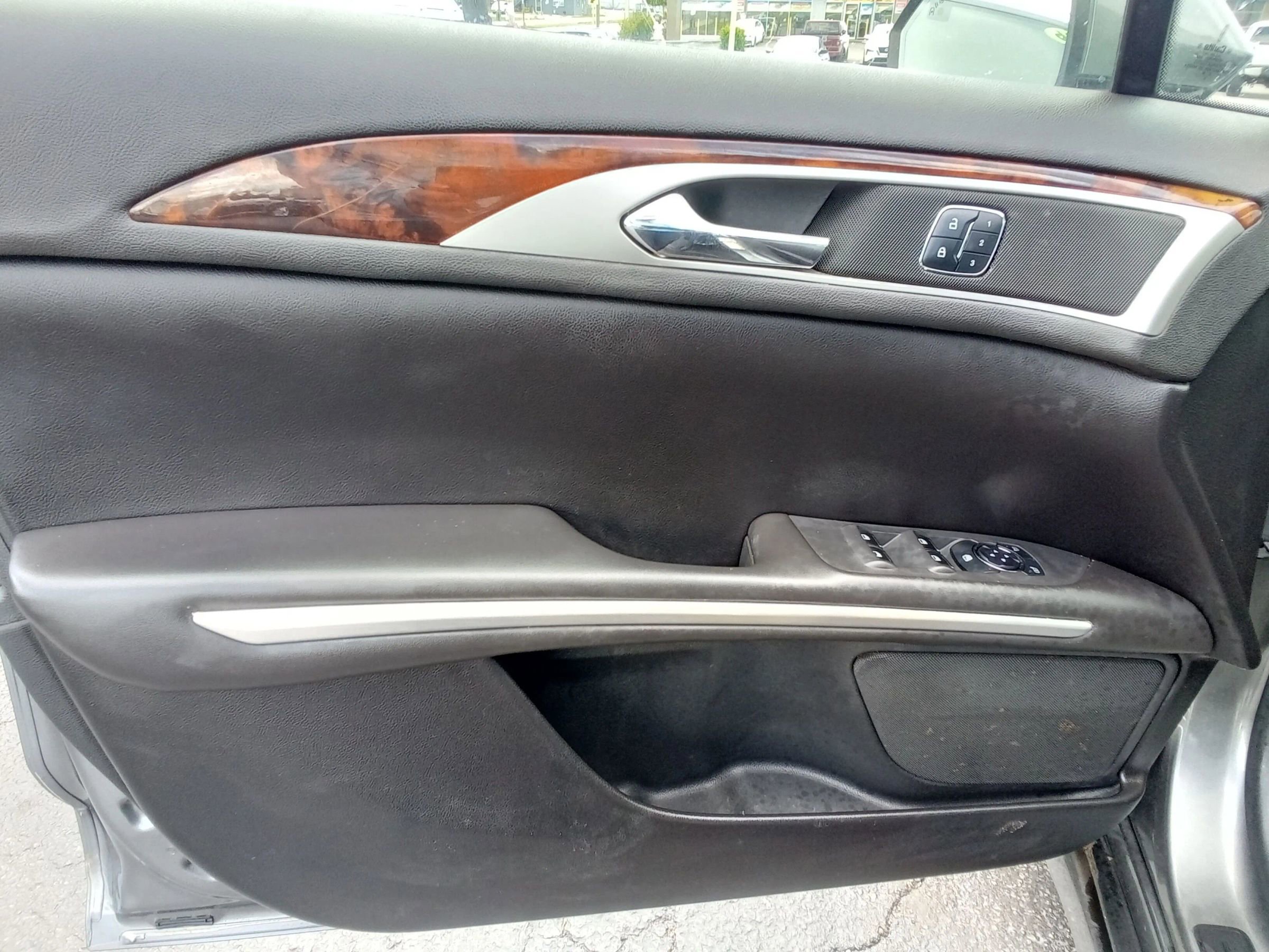 Used 2014 Lincoln MKZ AWD w/ Equipment Group 102A Reserve image 9