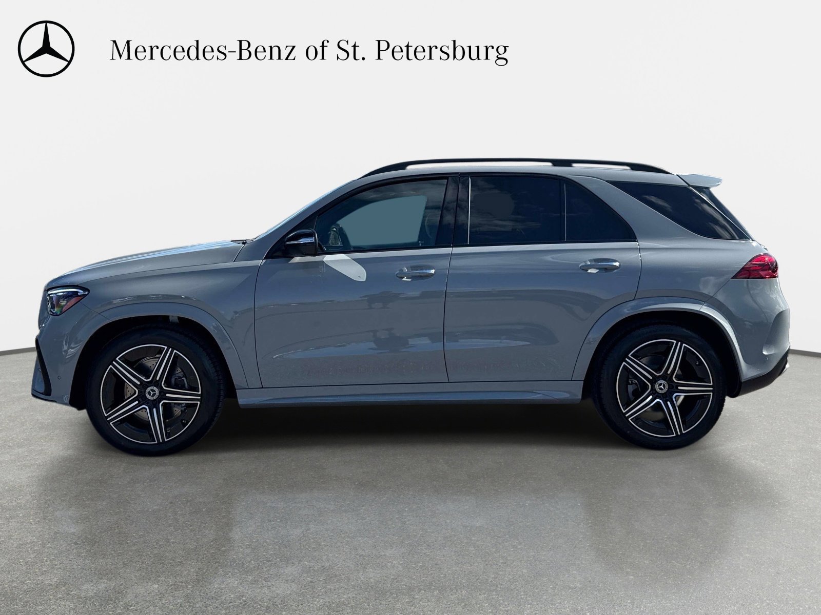 New 2026 Mercedes-Benz GLE 580 4MATIC image 3