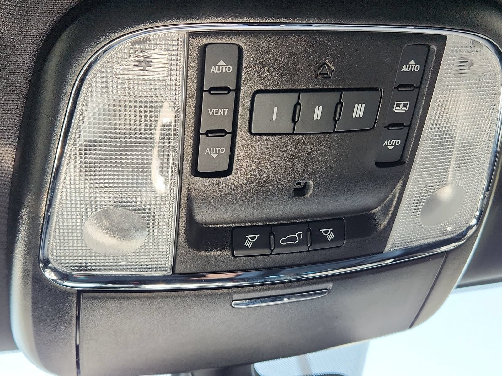Used 2021 Jeep Grand Cherokee High Altitude AWD/4WD image 16
