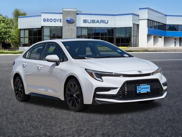 Used 2024 Toyota Corolla XSE FWD image 8