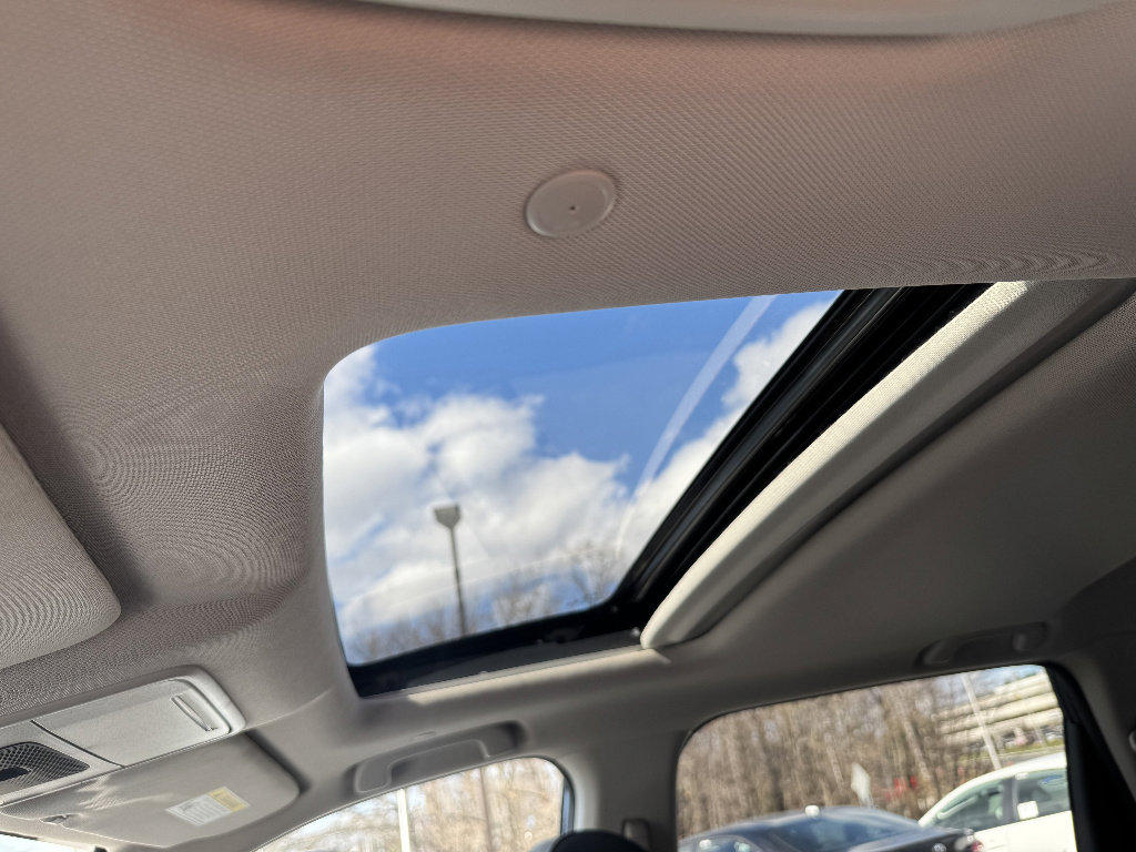 Used 2025 Honda CR-V EX-L image 23