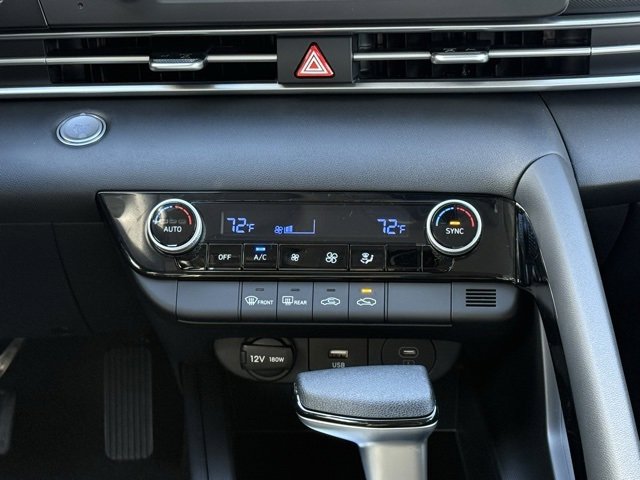 New 2026 Hyundai Elantra Blue image 24