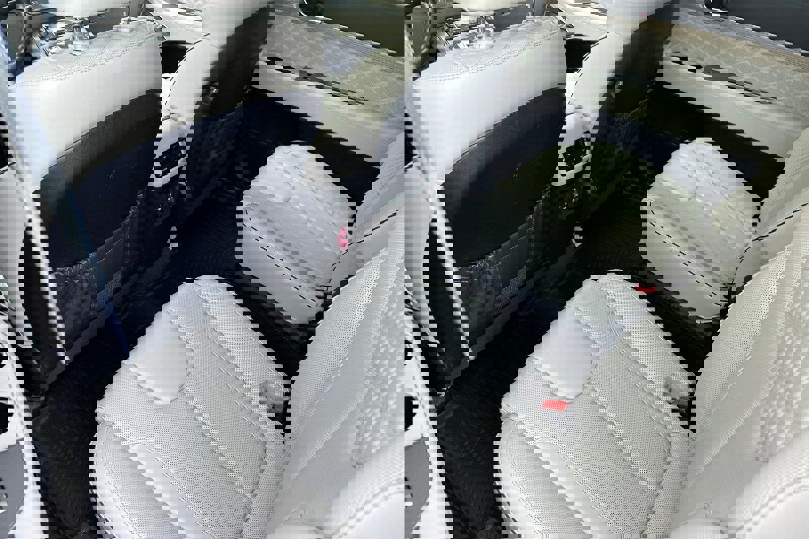 Used 2022 Hyundai Palisade Calligraphy w/ Cargo Package image 13