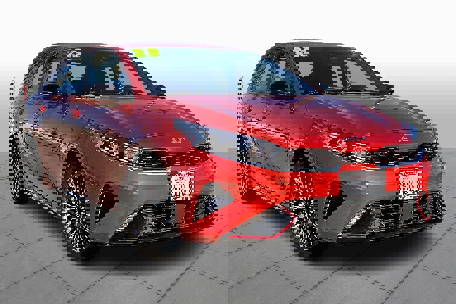 Used 2023 Kia Forte GT-Line w/ GT-Line Premium Package image 2