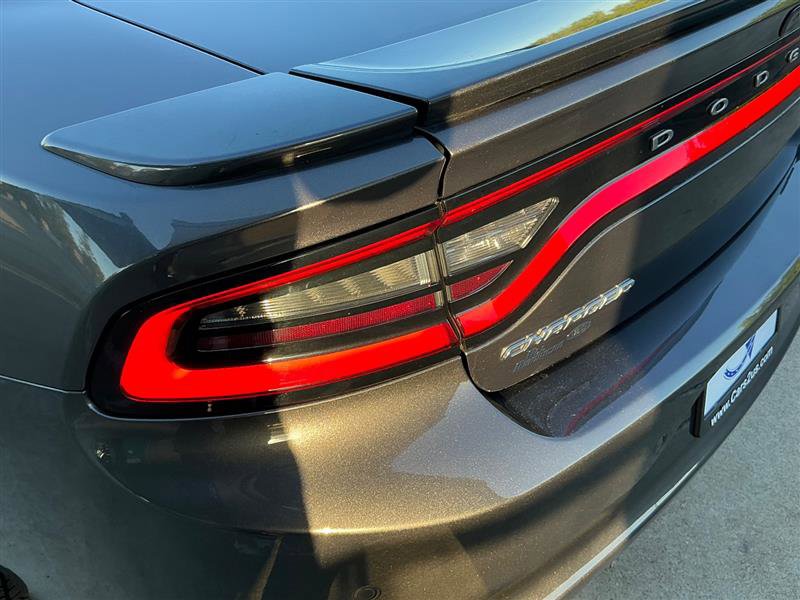 Used 2016 Dodge Charger R/T RWD image 18