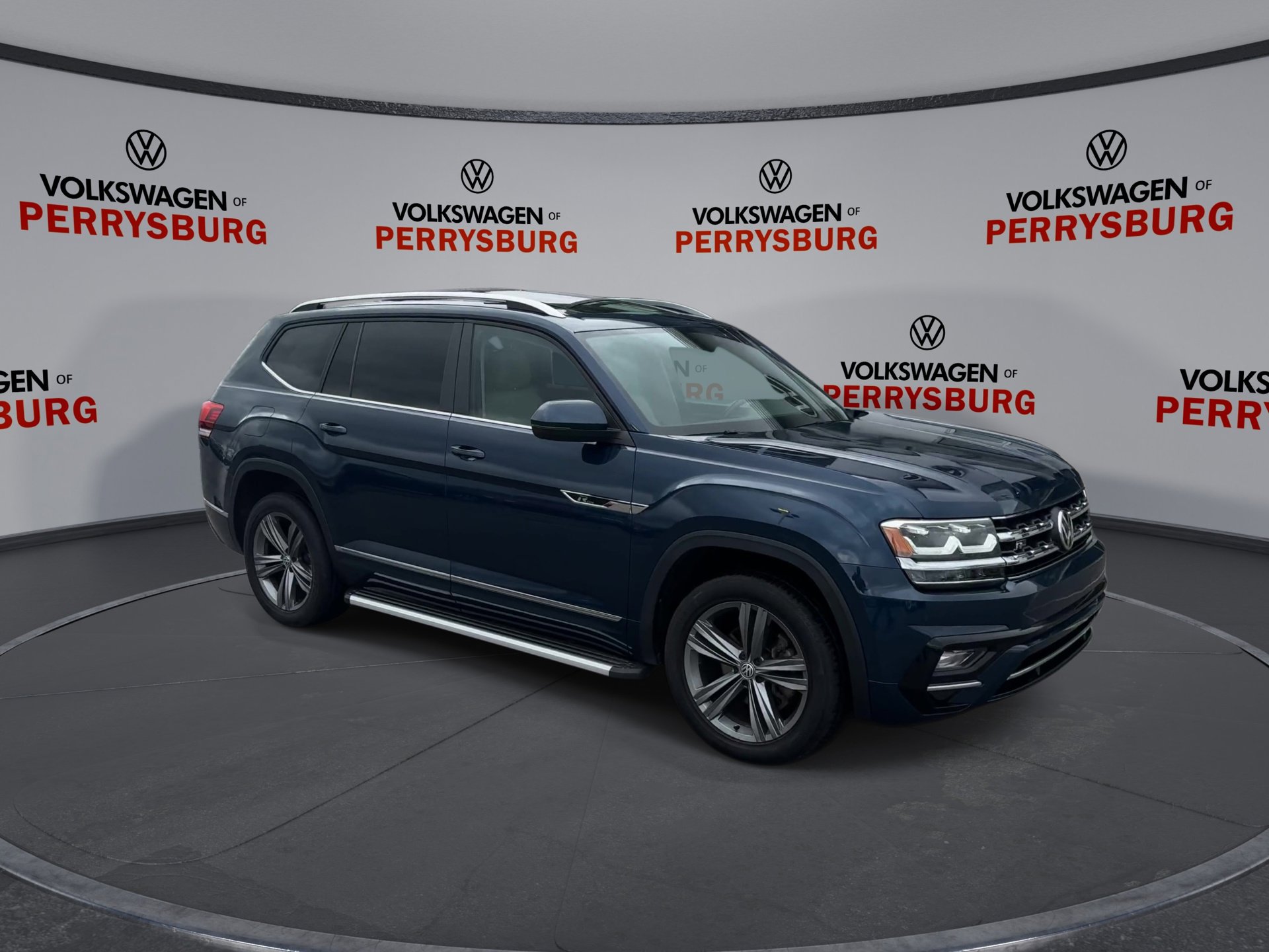 Used 2019 Volkswagen Atlas SEL R-Line image 2