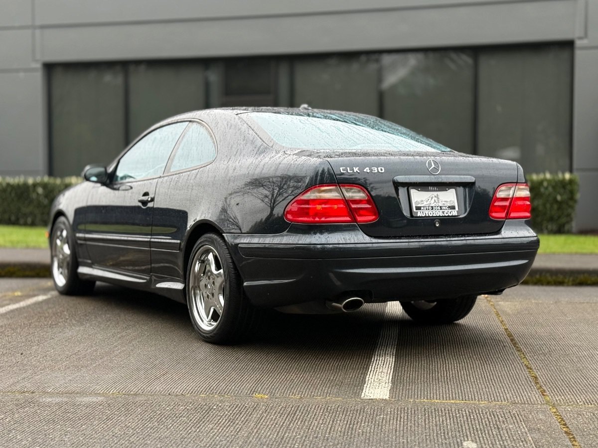 Used 2001 Mercedes-Benz CLK 430 Coupe image 6
