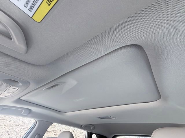 Certified 2022 Nissan Rogue Sport SL w/ Premium Package FWD image 17