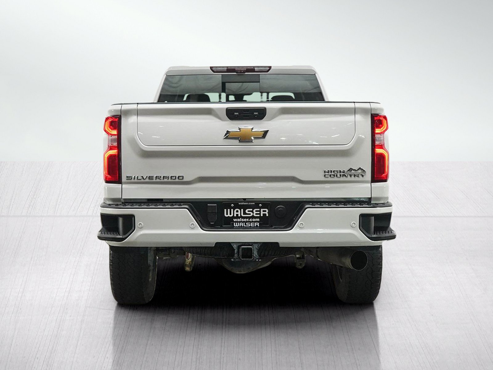 Used 2022 Chevrolet Silverado 2500 High Country w/ Technology Package AWD/4WD image 4