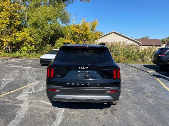Certified 2022 Kia Sorento X-Line EX image 6