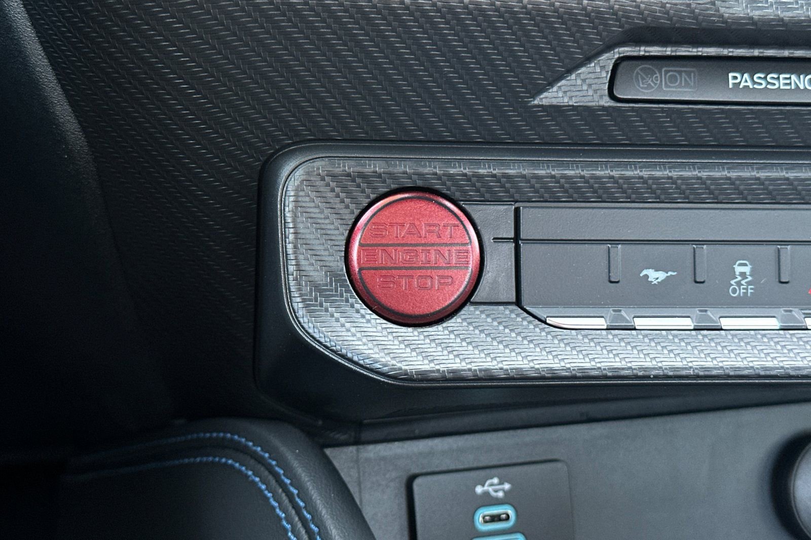 New 2026 Ford Mustang Dark Horse RWD image 21