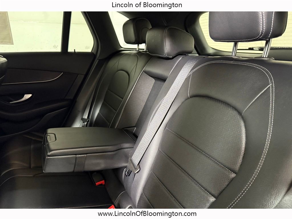 Used 2022 Mercedes-Benz GLC 300 GLC 300 image 45