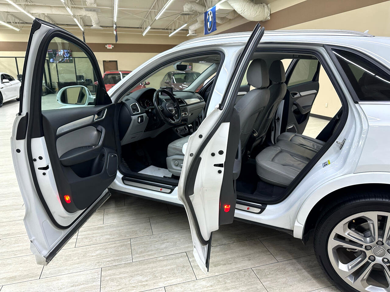 Used 2016 Audi Q3 2.0T Prestige w/ Prestige Package image 13