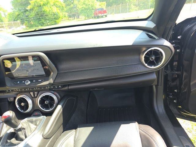 Used 2016 Chevrolet Camaro SS RWD image 29
