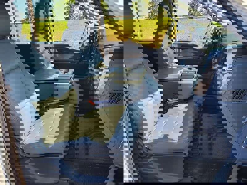 Used 2024 Ford F250 XL image 13