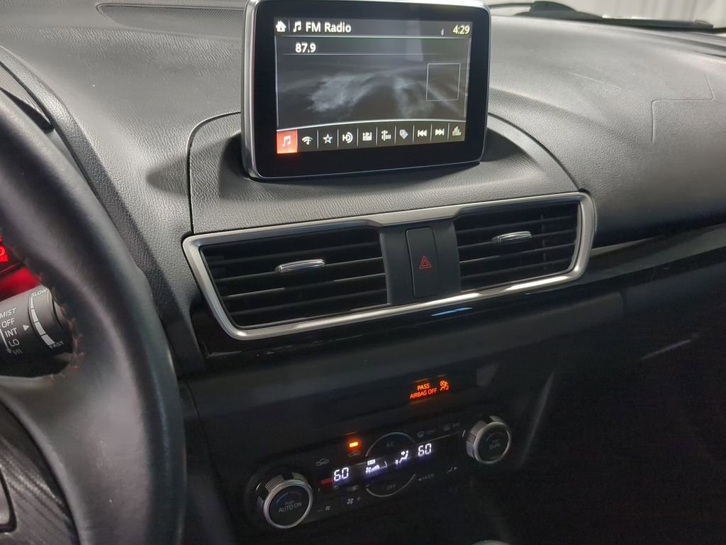 Used 2015 MAZDA MAZDA3 i Touring w/ Technology Package image 31