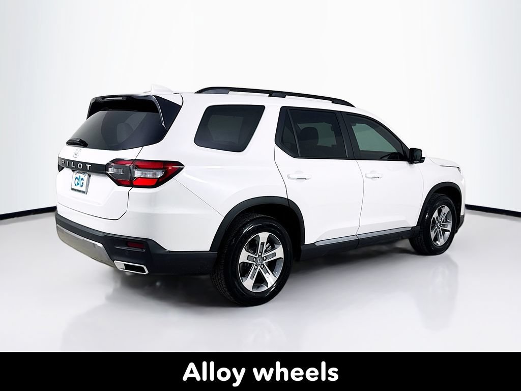 Used 2026 Honda Pilot EX-L image 8