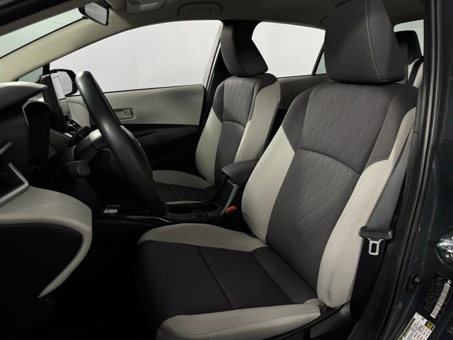 Used 2025 Toyota Corolla LE image 14