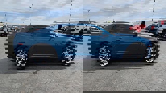 Used 2010 Chevrolet Camaro SS w/ RS Package image 9