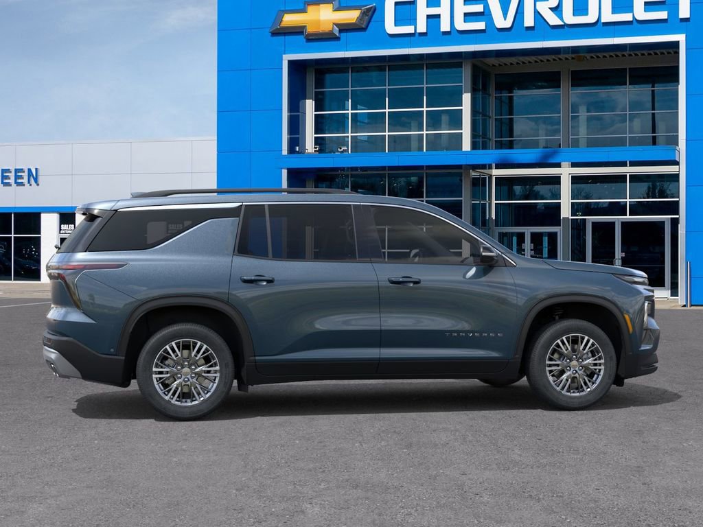 New 2026 Chevrolet Traverse LT w/ Driver Confidence Package AWD/4WD image 5