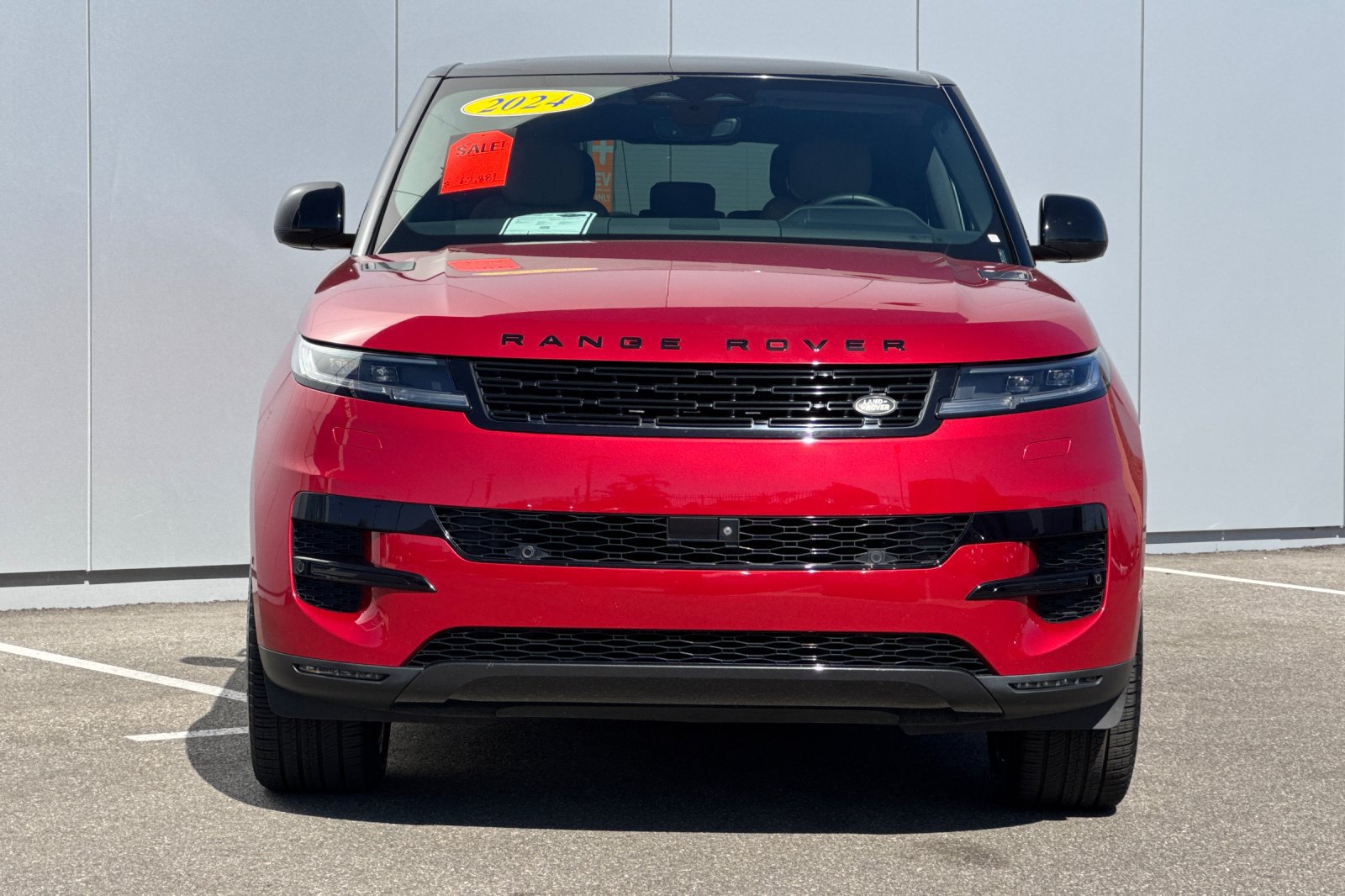 Used 2024 Land Rover Range Rover Sport SE AWD/4WD image 8
