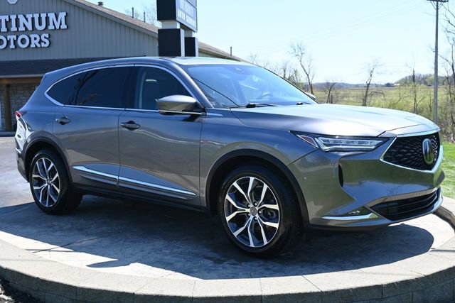 Used 2023 Acura MDX SH-AWD w/ Technology Package image 3