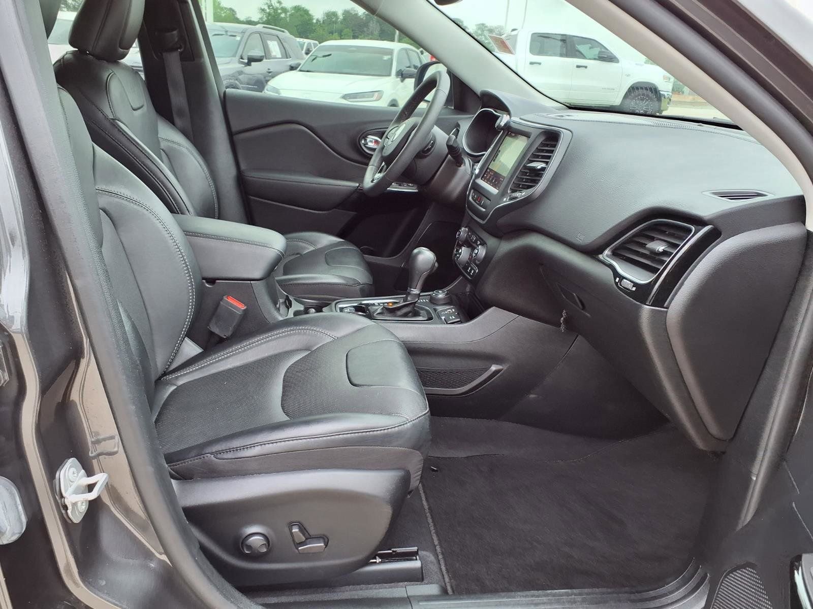 Used 2023 Jeep Cherokee Altitude Lux AWD/4WD image 21