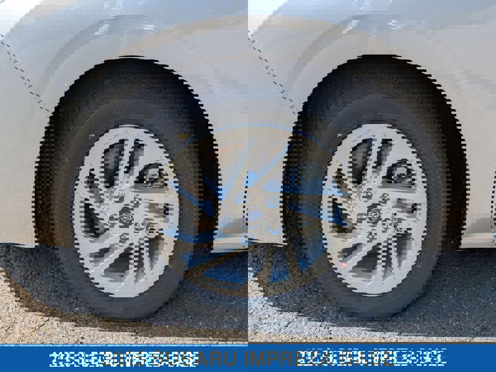 Certified 2025 Subaru Impreza 2.0i image 28