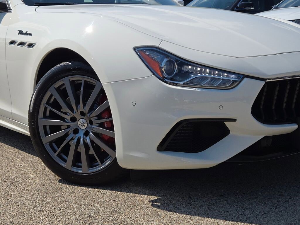 Certified 2022 Maserati Ghibli Modena Q4 image 3