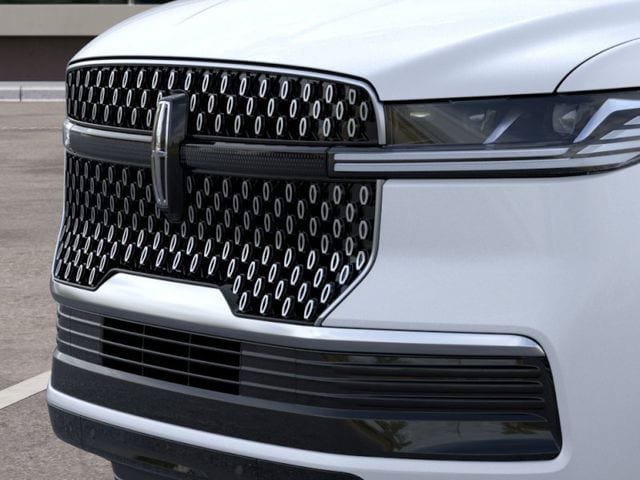 New 2026 Lincoln Navigator L Premier AWD/4WD image 17