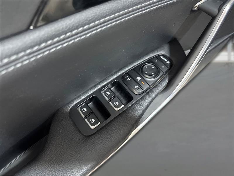 Used 2021 Kia Stinger GT-Line AWD/4WD image 29