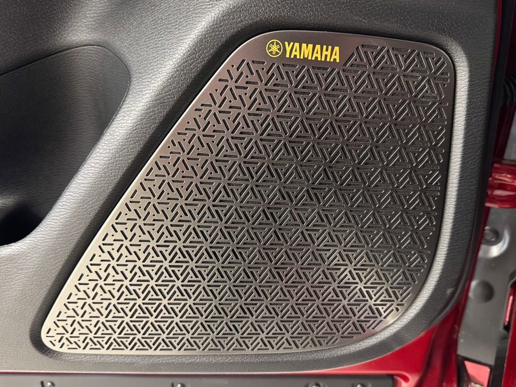 New 2026 Mitsubishi Outlander SEL FWD image 35