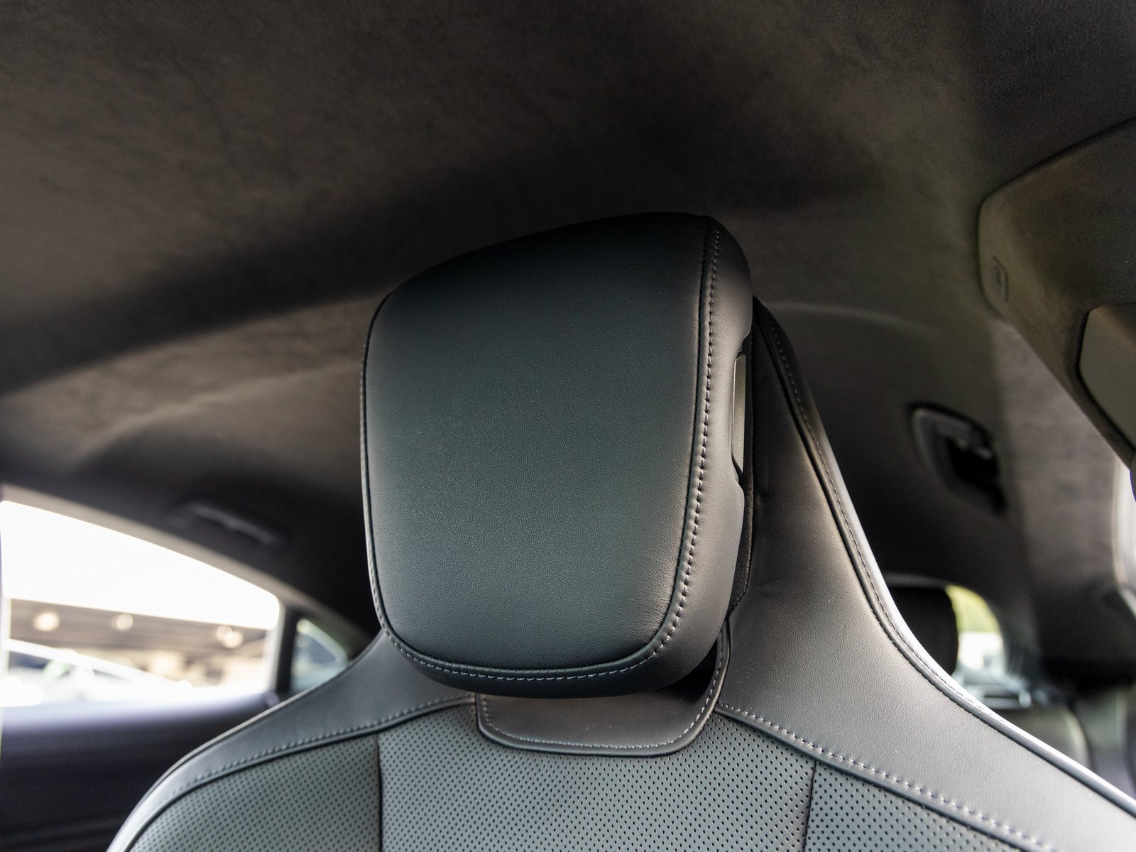 Certified 2023 Porsche Taycan GTS image 30