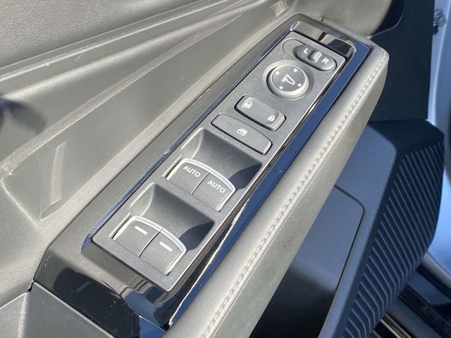 Used 2023 Honda Accord Touring image 21