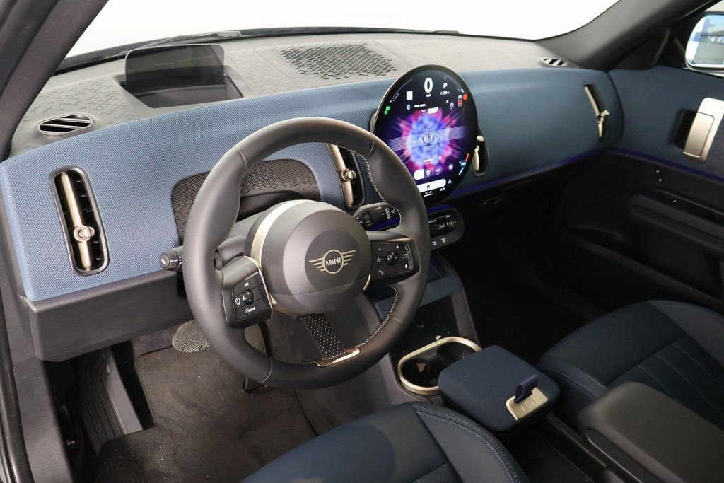 Used 2025 MINI Cooper Countryman S image 6
