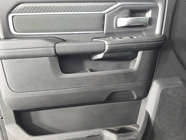 New 2026 RAM 3500 Big Horn AWD/4WD image 21
