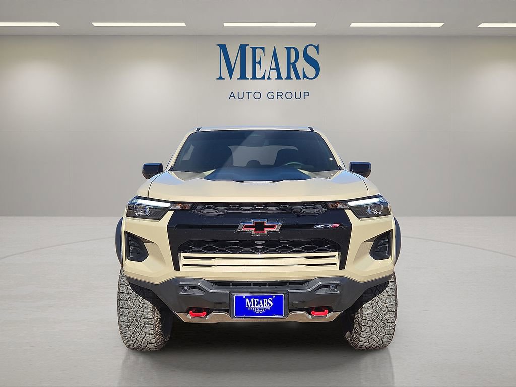 Used 2024 Chevrolet Colorado ZR2 w/ Technology Package image 8