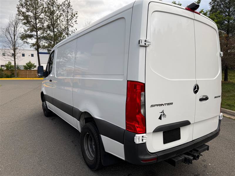 Used 2019 Mercedes-Benz Sprinter 144 Cargo image 9