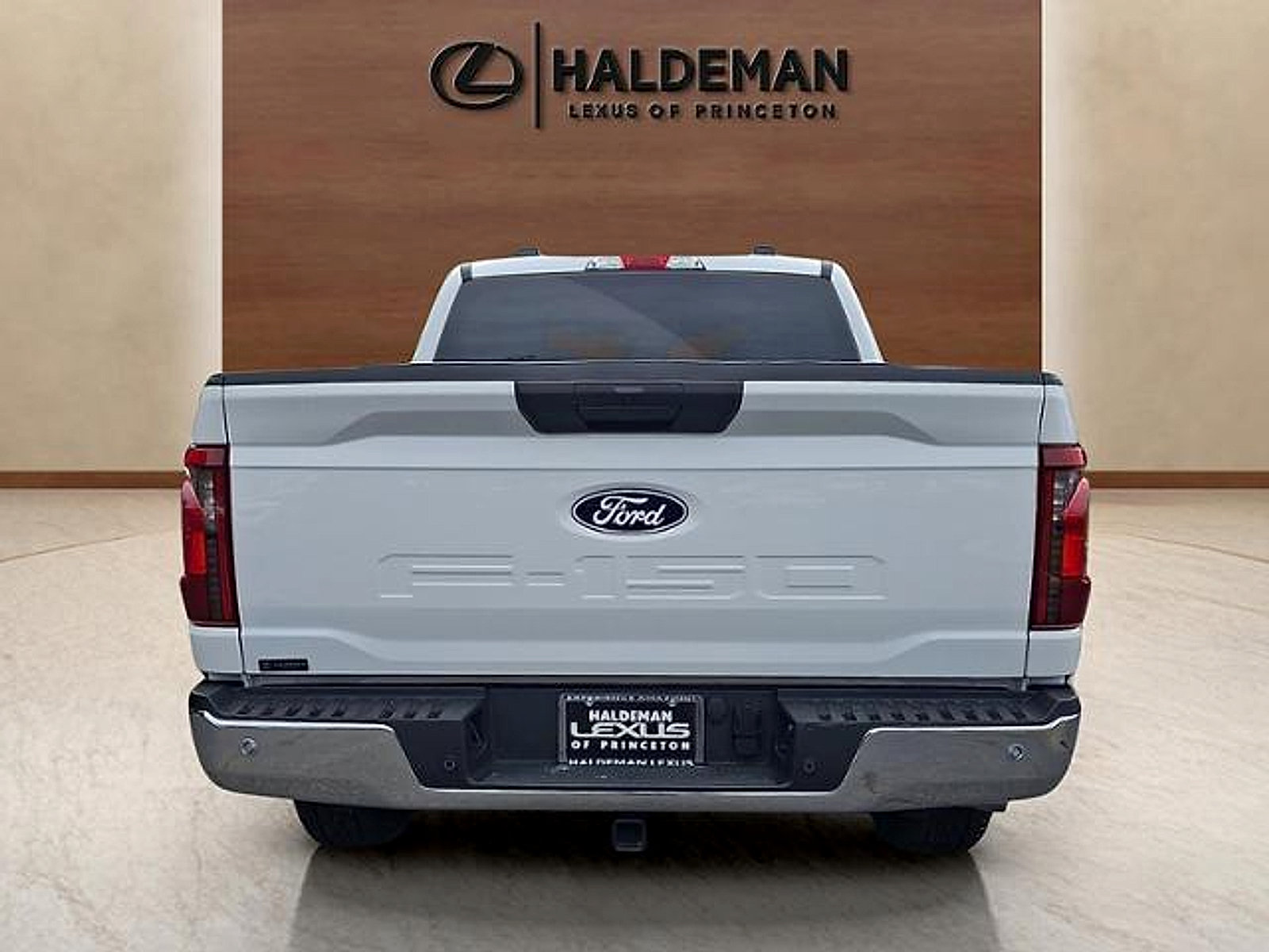 Used 2025 Ford F150 XLT w/ Equipment Group 301A Standard AWD/4WD image 5