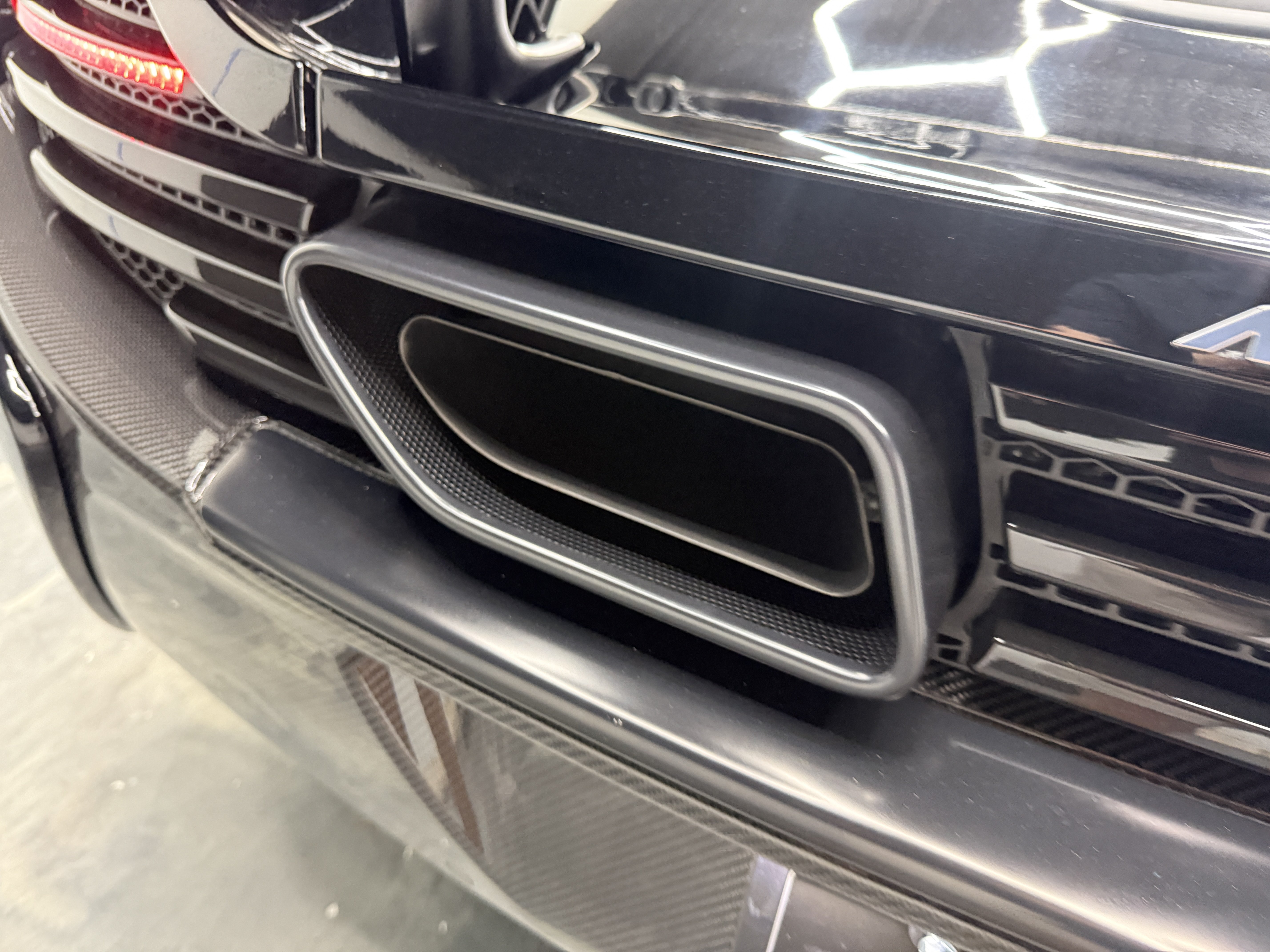 Used 2016 McLaren 650S Spider RWD image 37